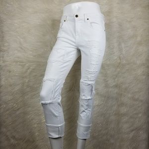 7FAM WHITE RELAXED SKINNY GIRLFRIEND JEANS SIZE 28
